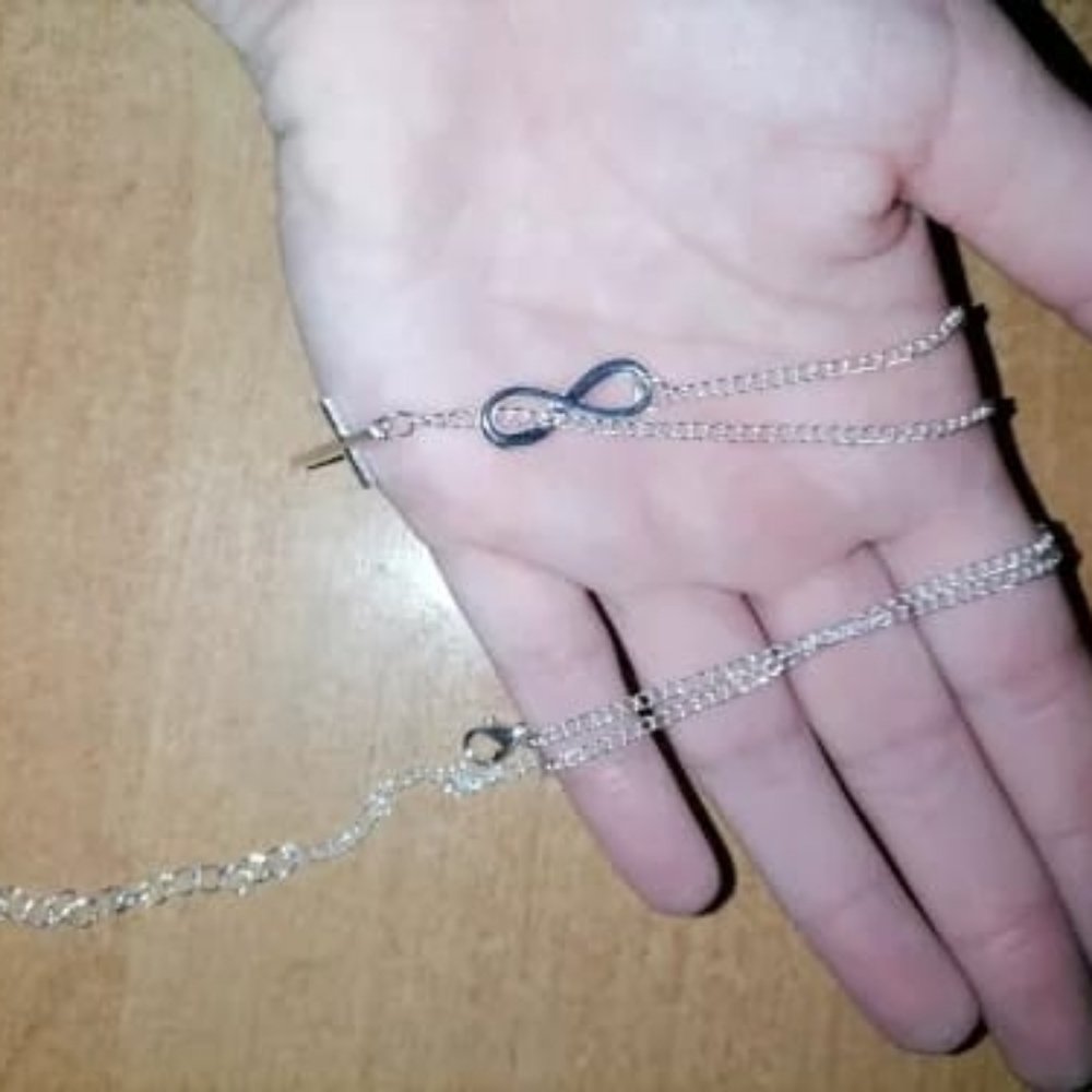 2021 word Infinity Tassel Cross Pendant Silver Col - Picture 4 of 6